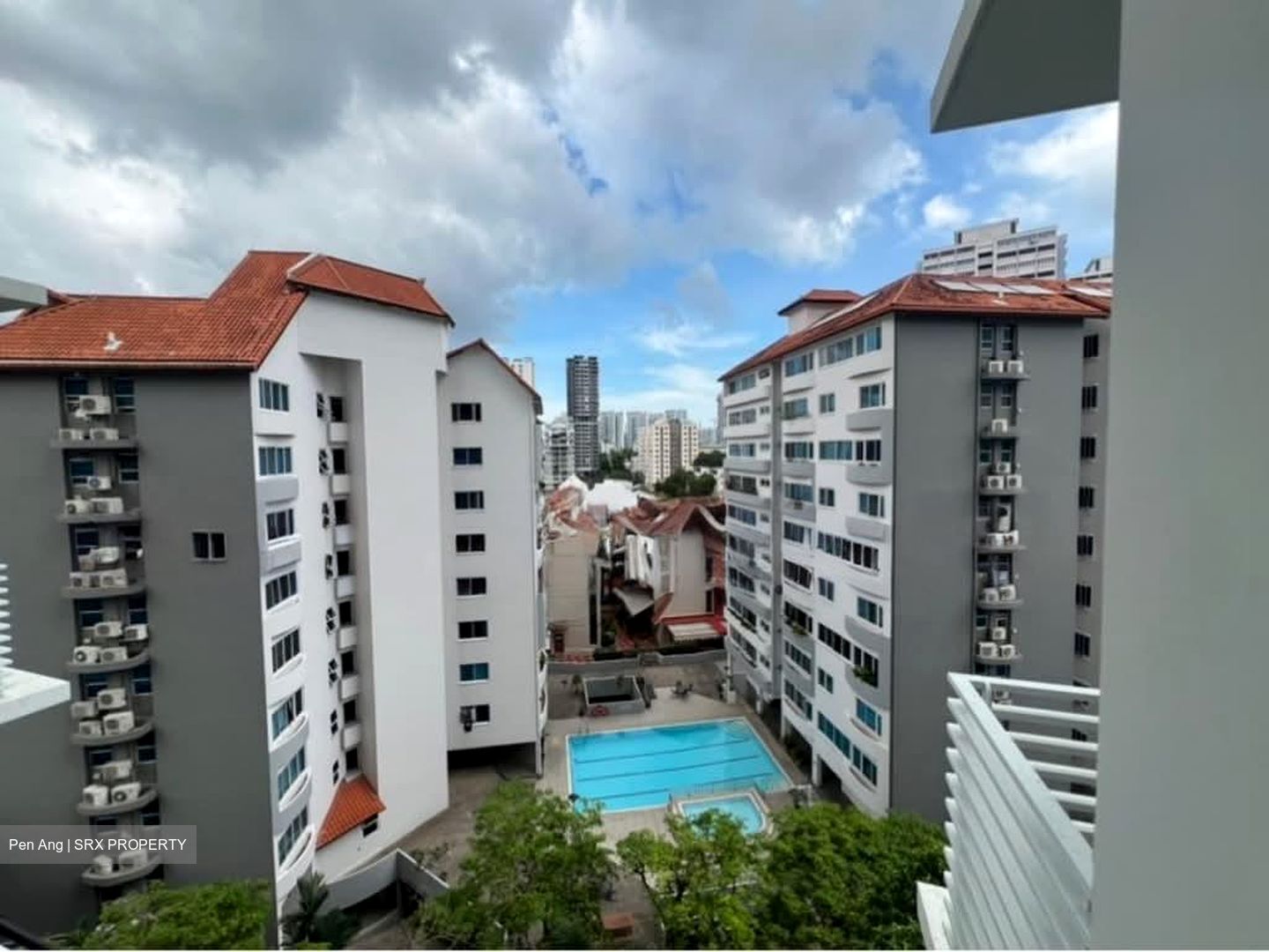 Beacon Heights (D12), Condominium #563006061